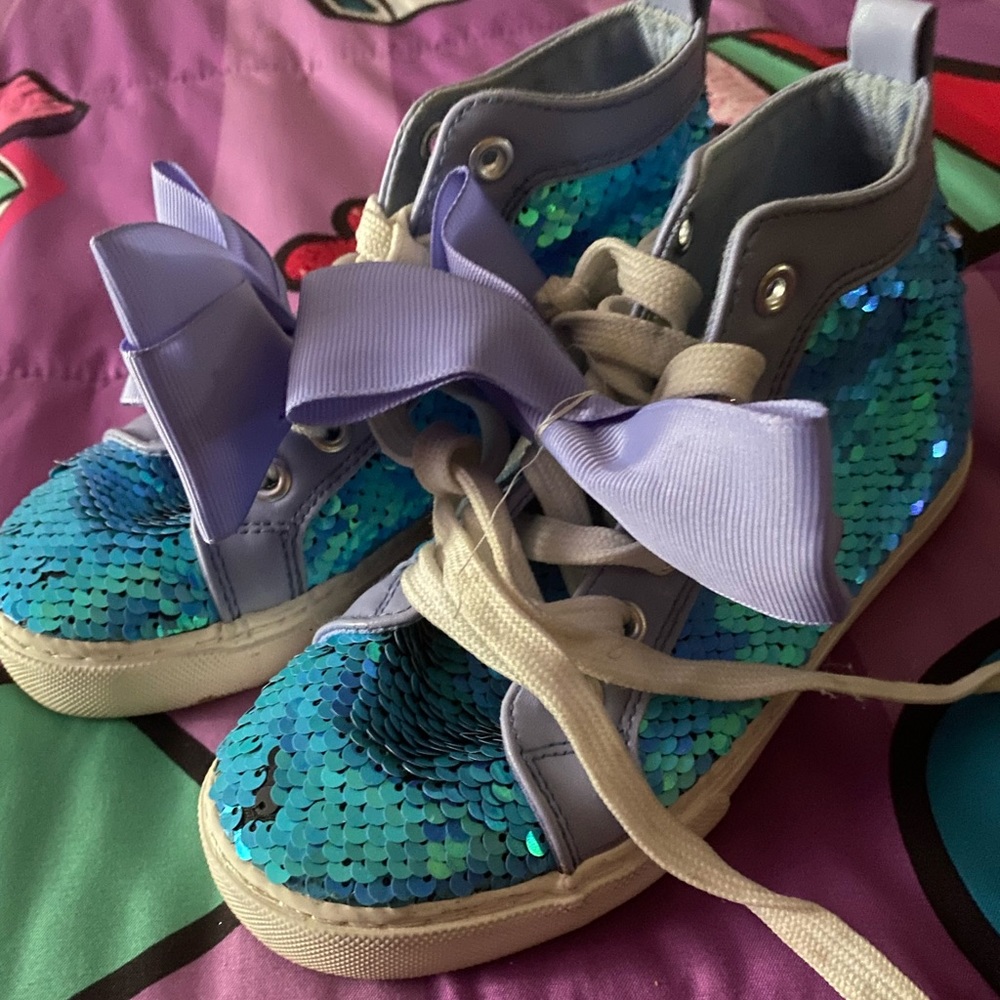 Jojo Siwa Sneakers